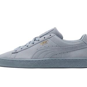 Puma Suede Sneakers in Blue